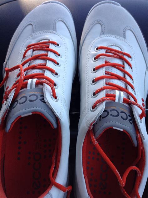 costco golf shoes for men.